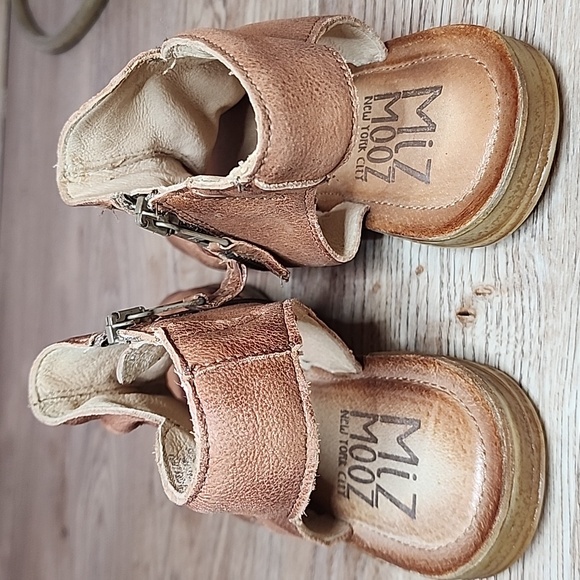 Miz Mooz Flair Scrunch Leather Ruched Sandals Brandy Open Round Toe Ankle Zip - Picture 3 of 14